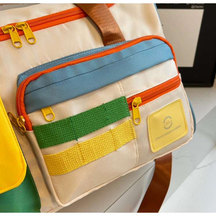 ColorTheory™ Weekender Bag – Designed to Carry Creativity in Style