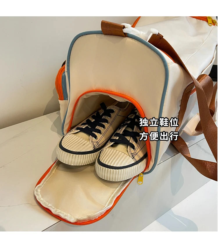 ColorTheory™ Weekender Bag – Designed to Carry Creativity in Style