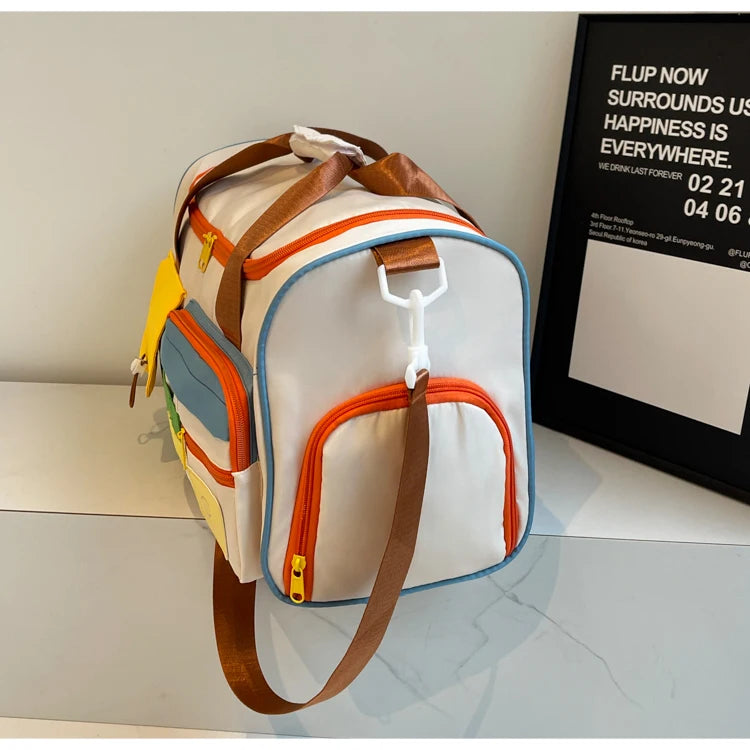 ColorTheory™ Weekender Bag – Designed to Carry Creativity in Style