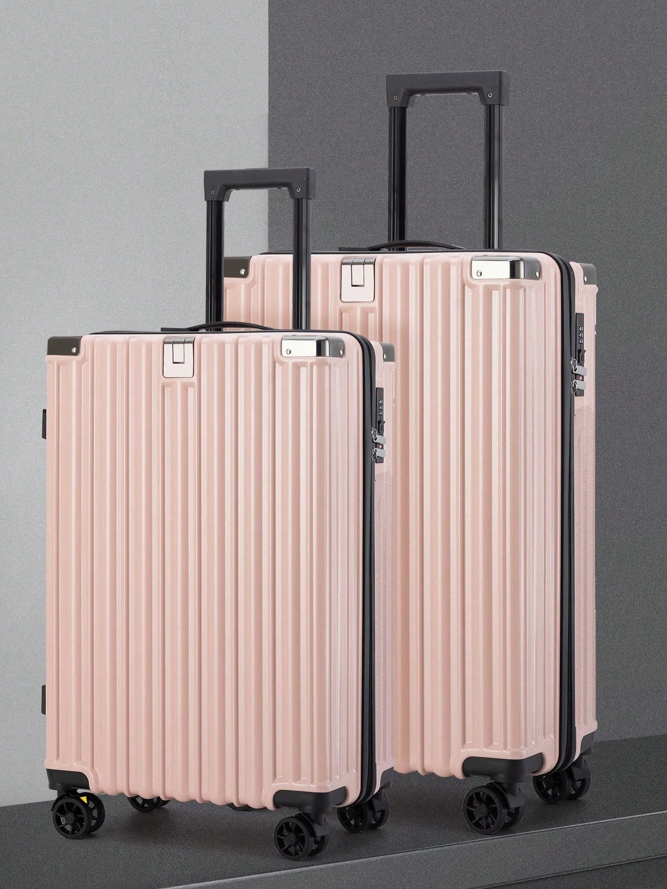VintageVoyage™ Roller Suitcase 4 Piece Set - 14", 20", 24", and 28" sizes