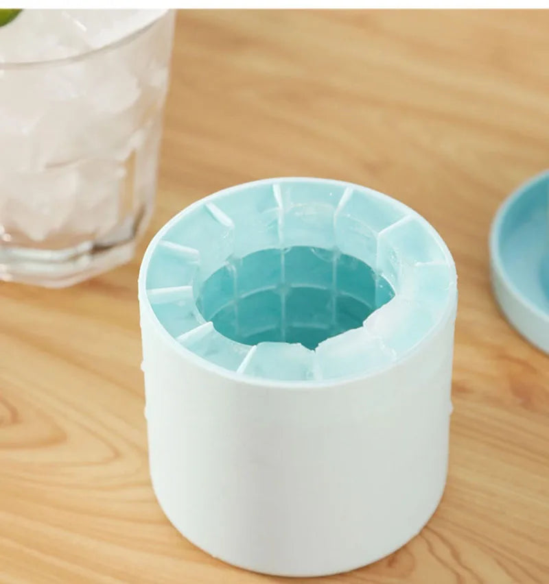 SipSphere™ Silicone Ice Cube Mold Round Ice Bucket