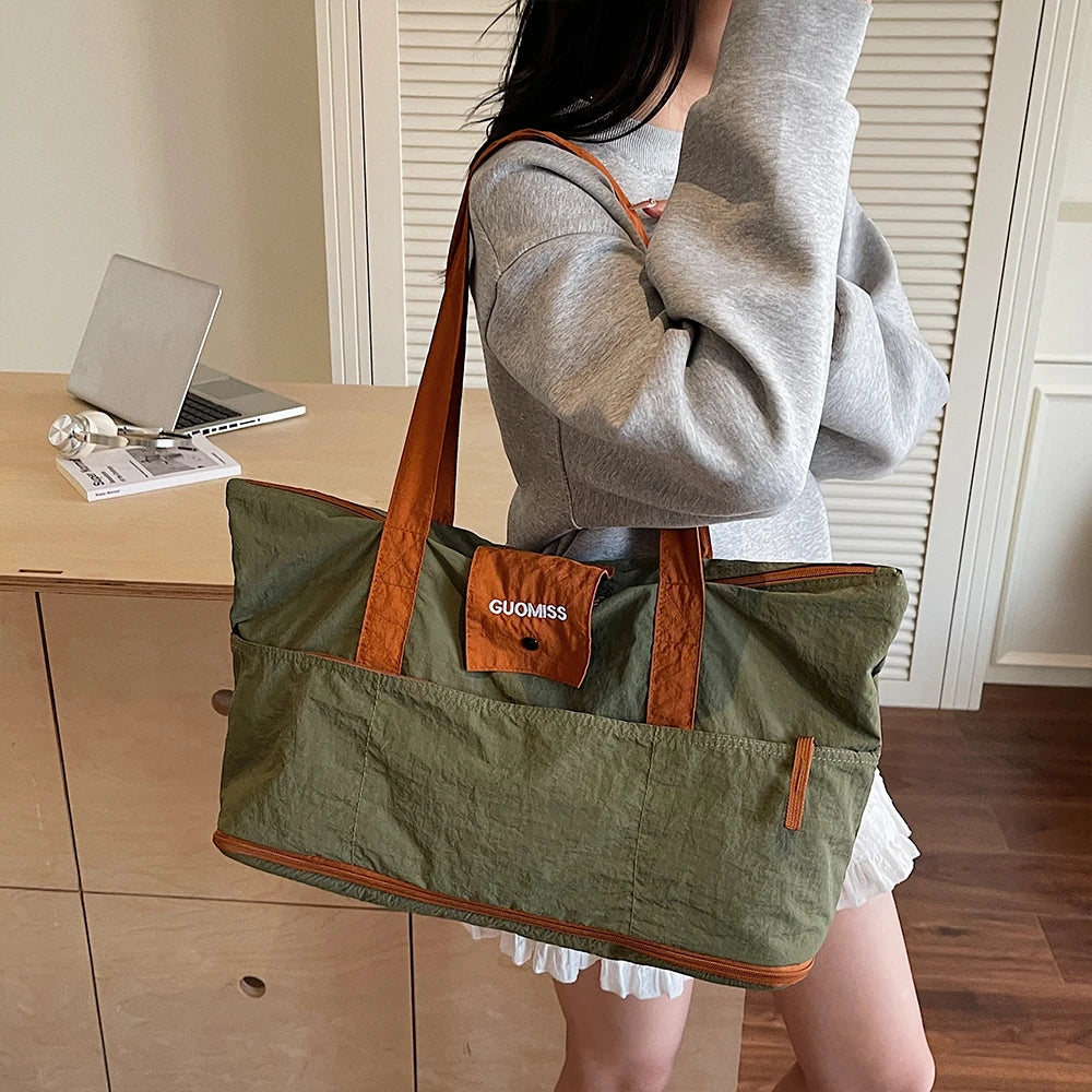 GlowHaul™ Travel Tote – Your Foldable + Fashionable Getaway Sidekick