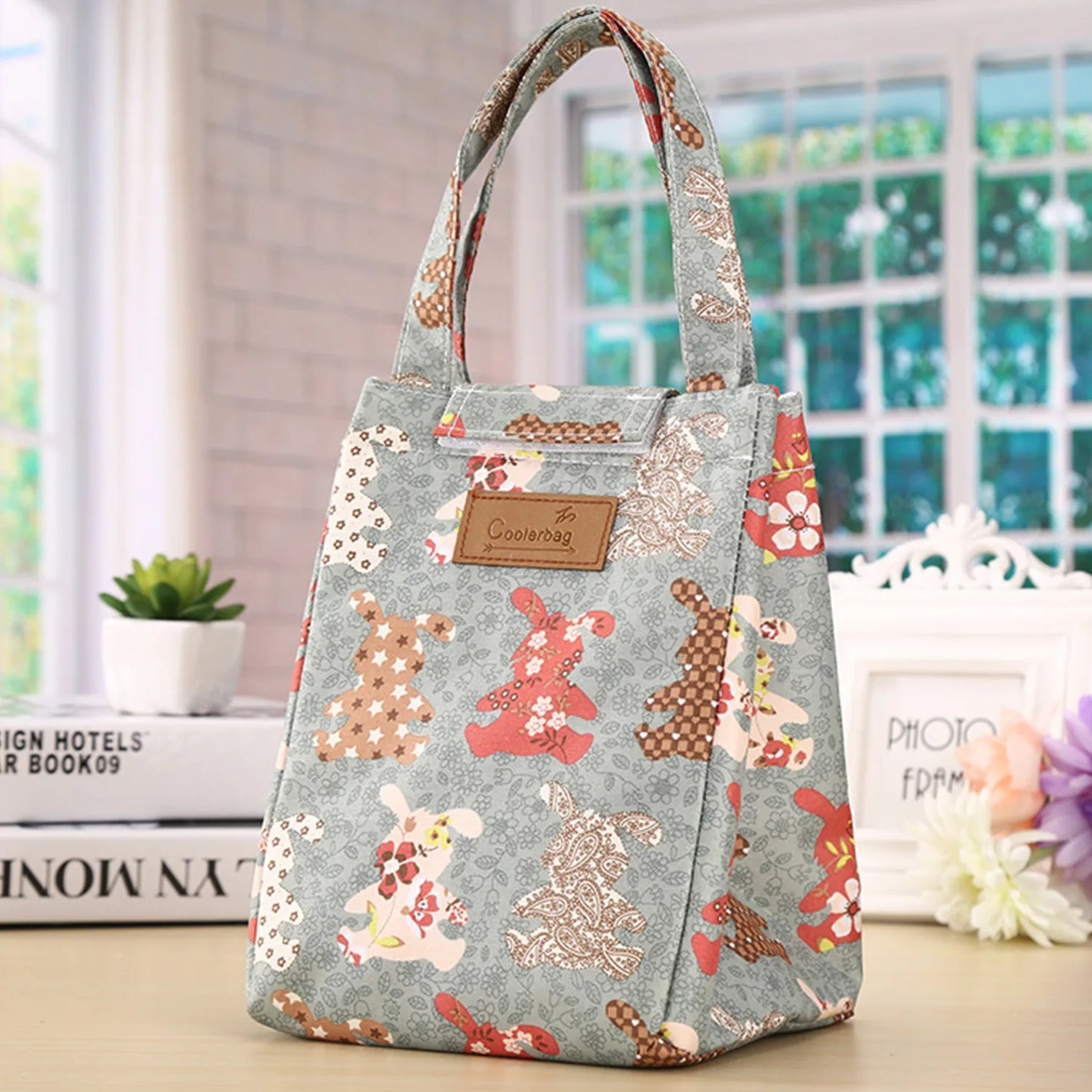 ChicBite™ Insulated Lunch Tote - Heating/Cooling