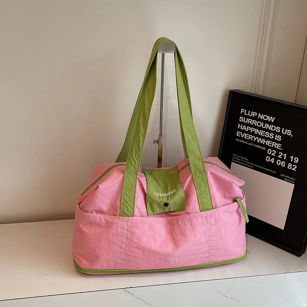 GlowHaul™ Travel Tote – Your Foldable + Fashionable Getaway Sidekick