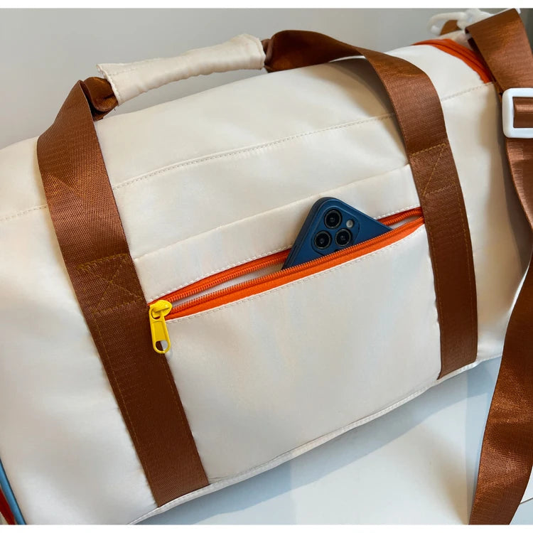 ColorTheory™ Weekender Bag – Designed to Carry Creativity in Style