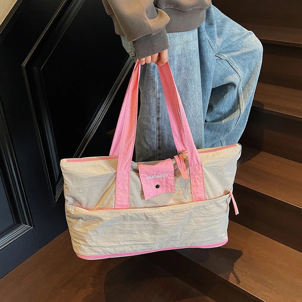 GlowHaul™ Travel Tote – Your Foldable + Fashionable Getaway Sidekick