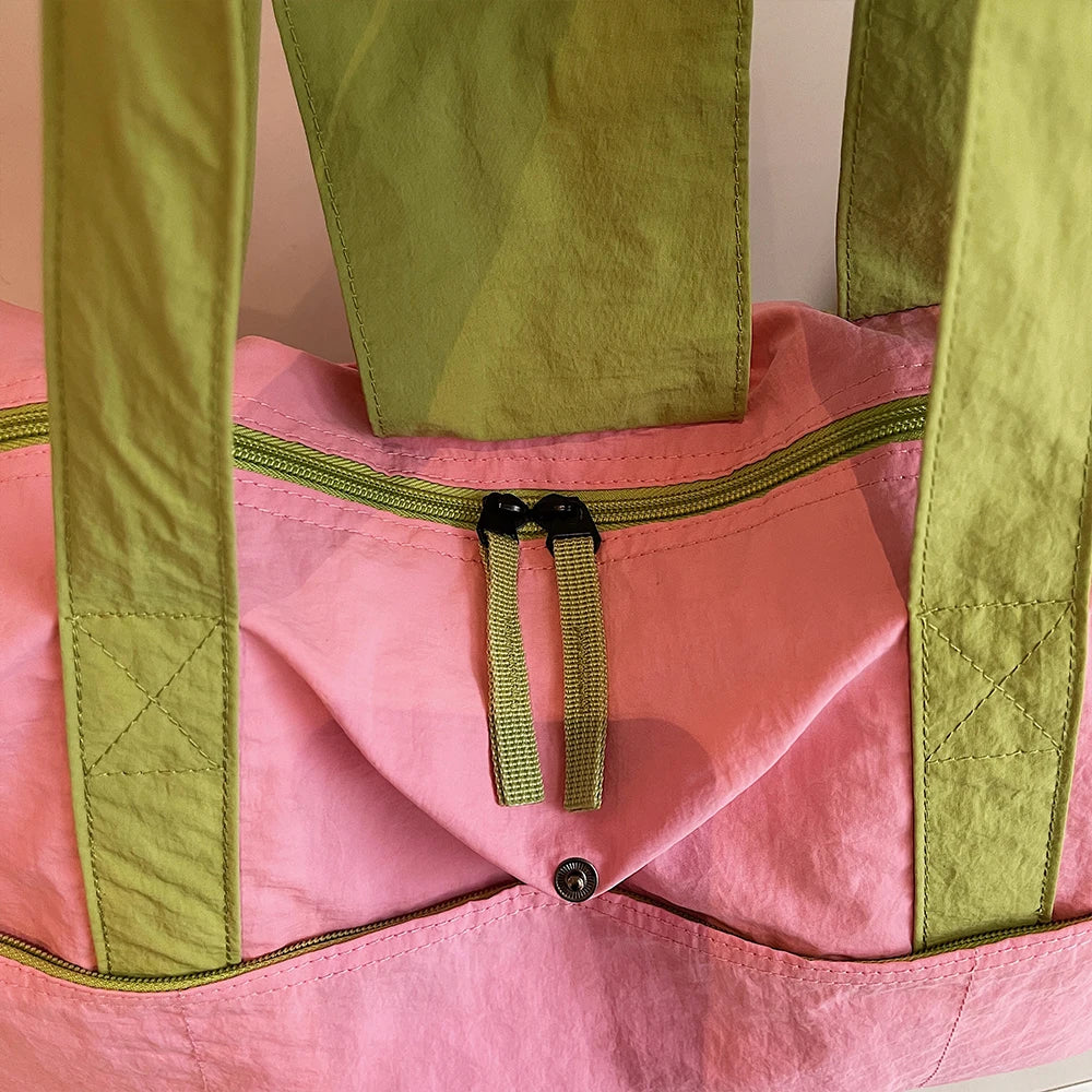 GlowHaul™ Travel Tote – Your Foldable + Fashionable Getaway Sidekick